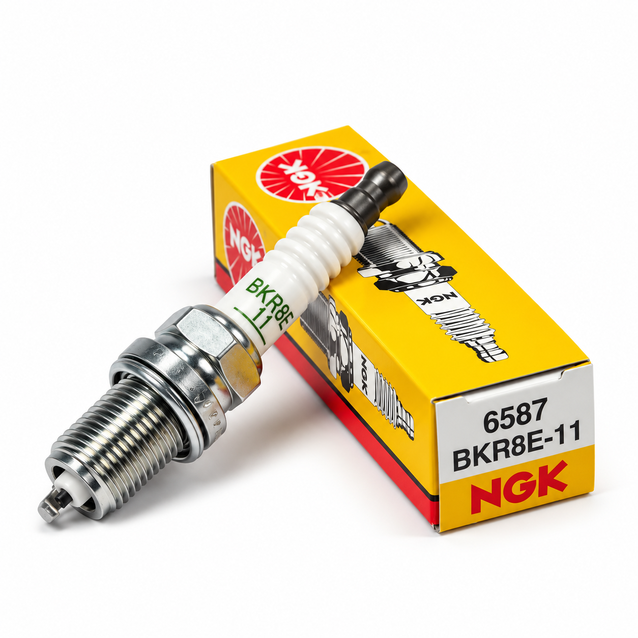 Bujia NGK BKR8E-11 Spark Plug and Box Bujia NGK BKR8E-11